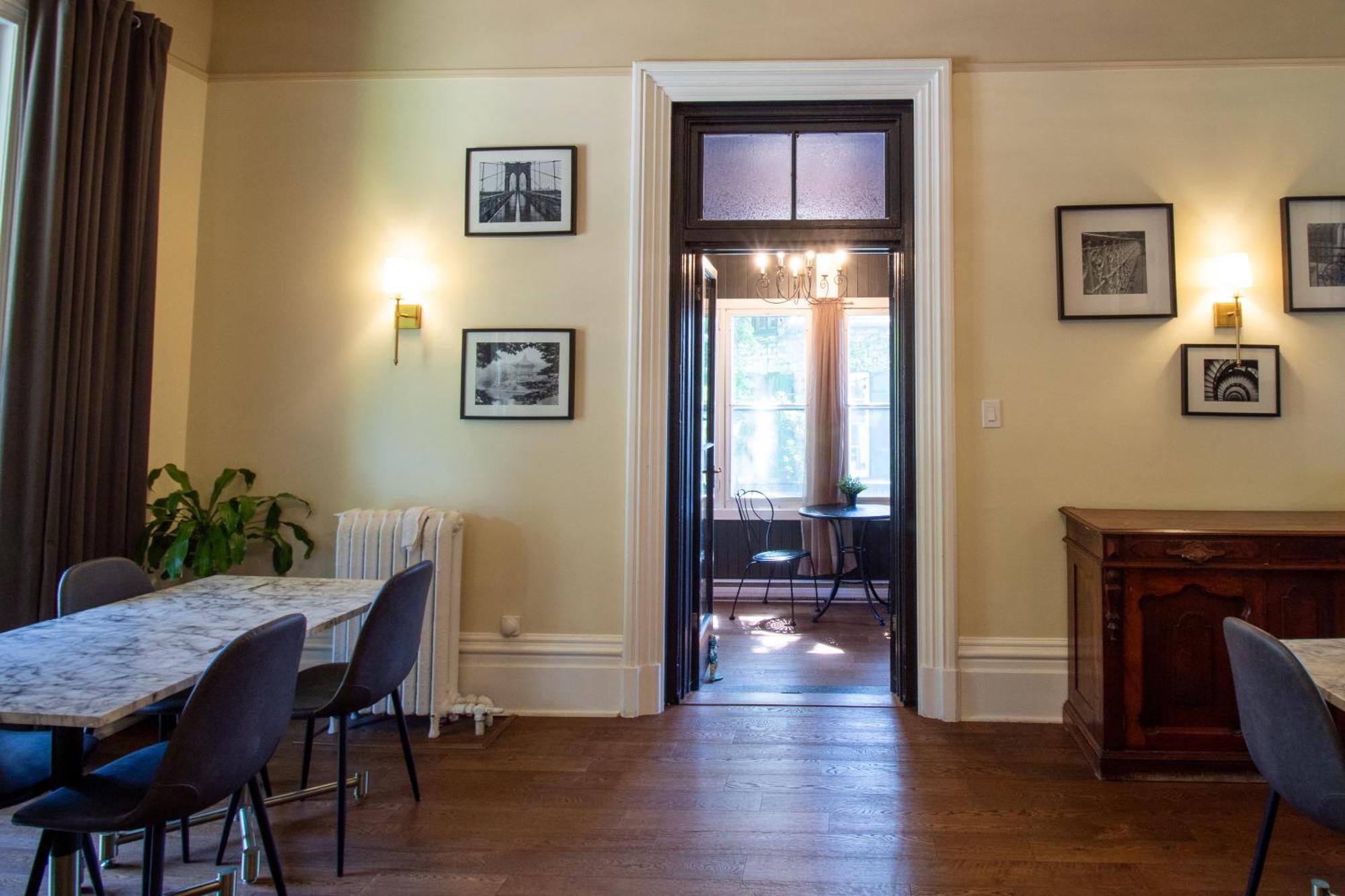 Hochelaga Inn Κίνγκστον Εξωτερικό φωτογραφία