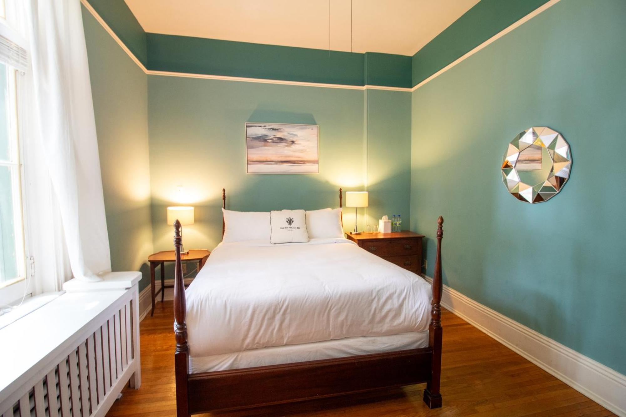 Hochelaga Inn Κίνγκστον Εξωτερικό φωτογραφία