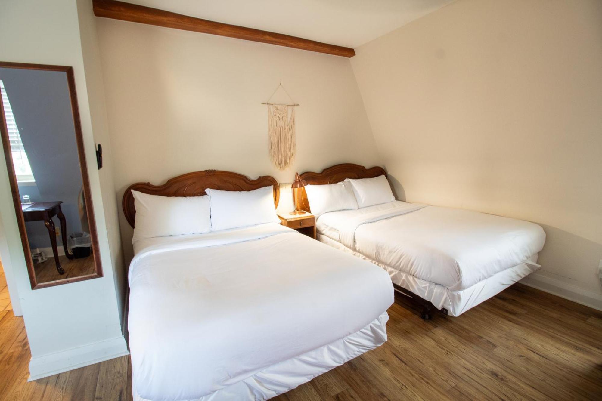 Hochelaga Inn Κίνγκστον Δωμάτιο φωτογραφία