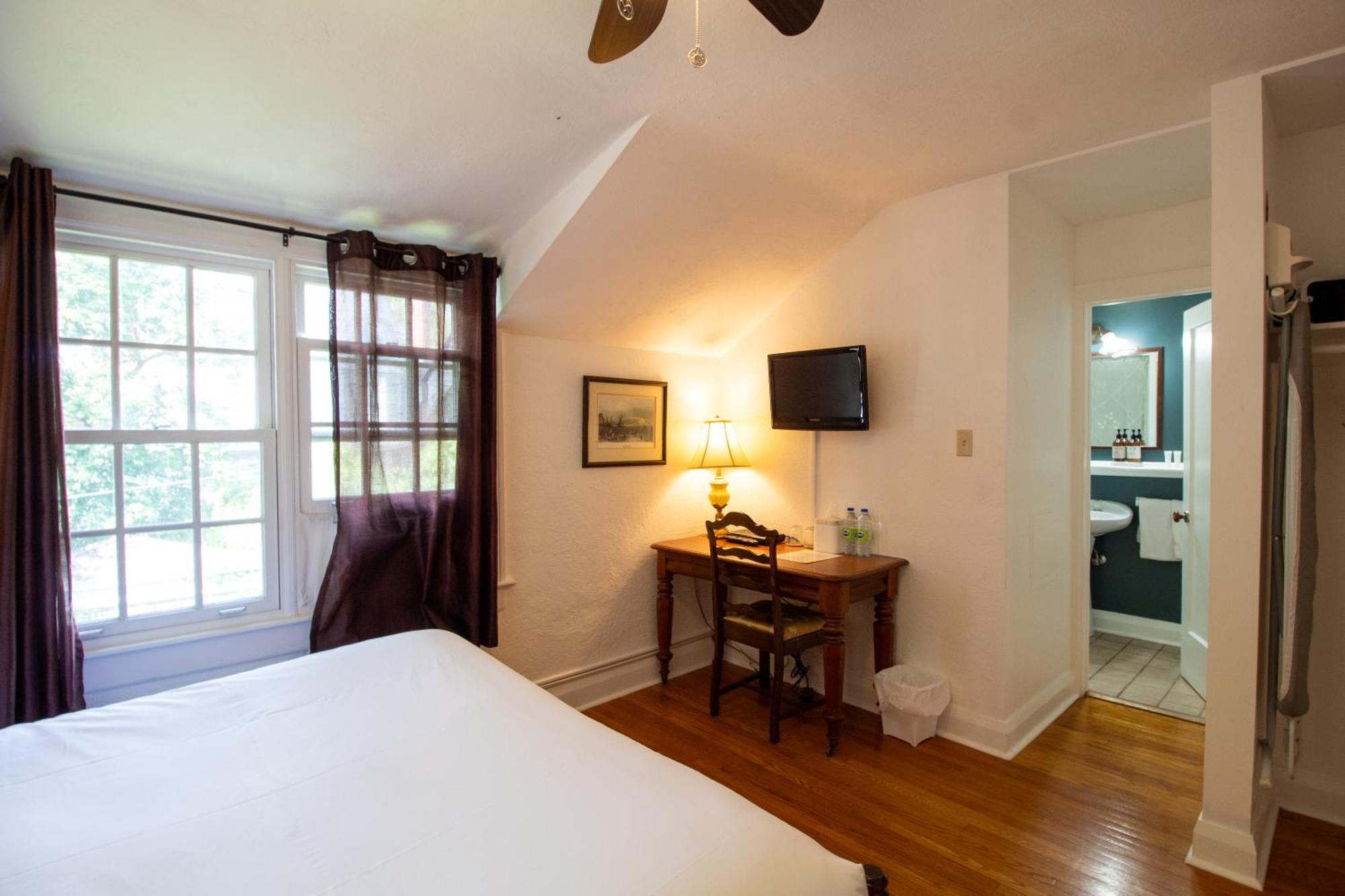 Hochelaga Inn Κίνγκστον Δωμάτιο φωτογραφία