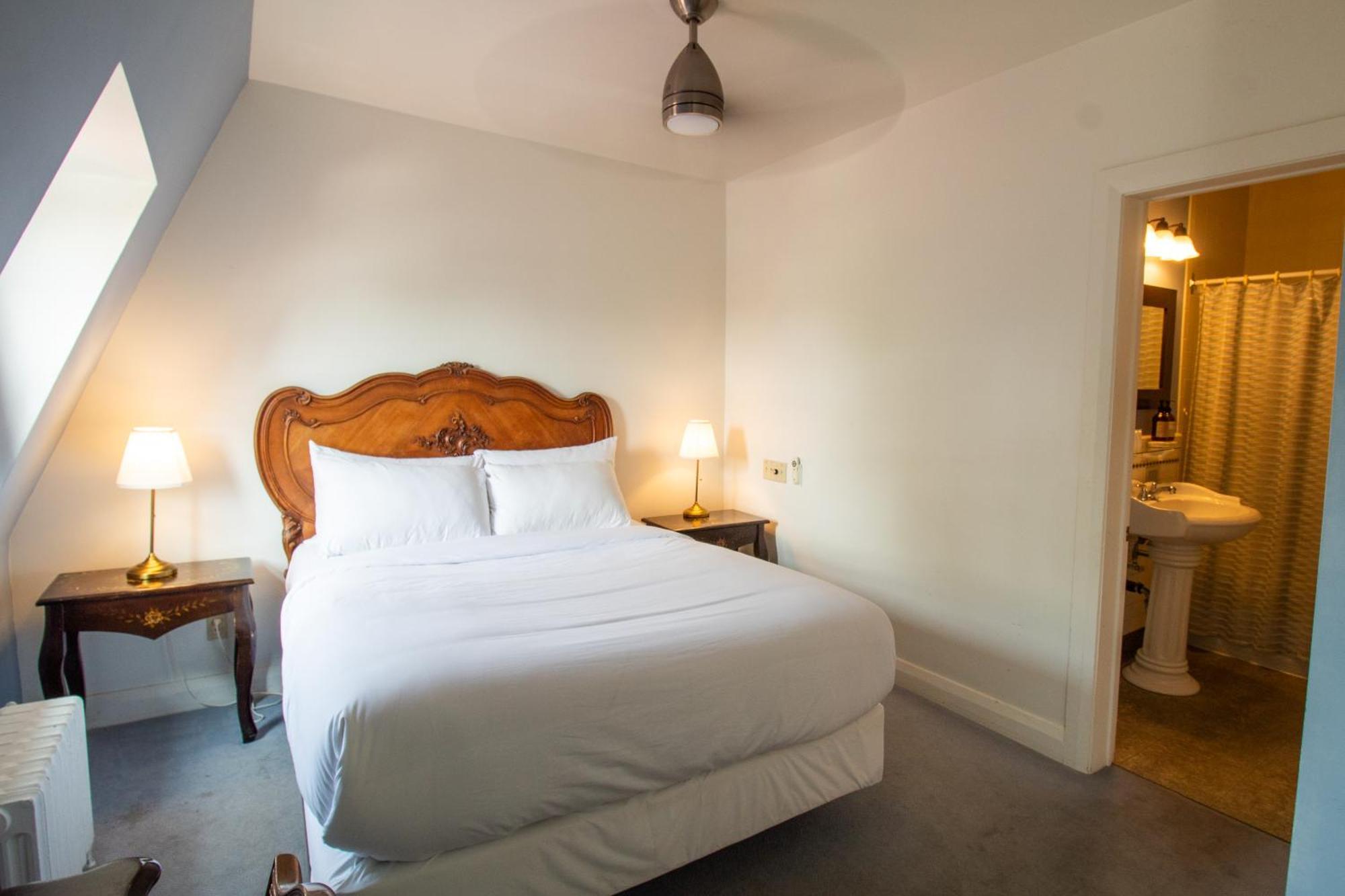 Hochelaga Inn Κίνγκστον Δωμάτιο φωτογραφία
