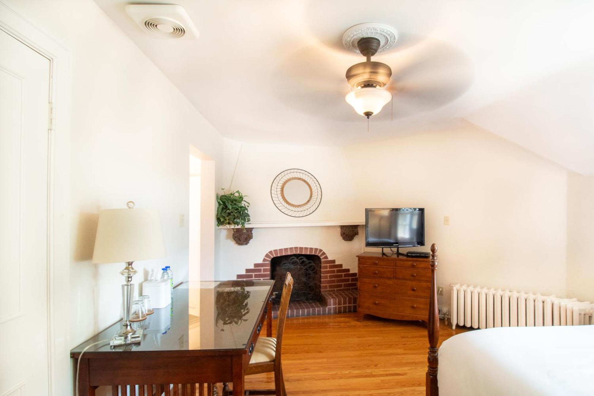 Hochelaga Inn Κίνγκστον Δωμάτιο φωτογραφία
