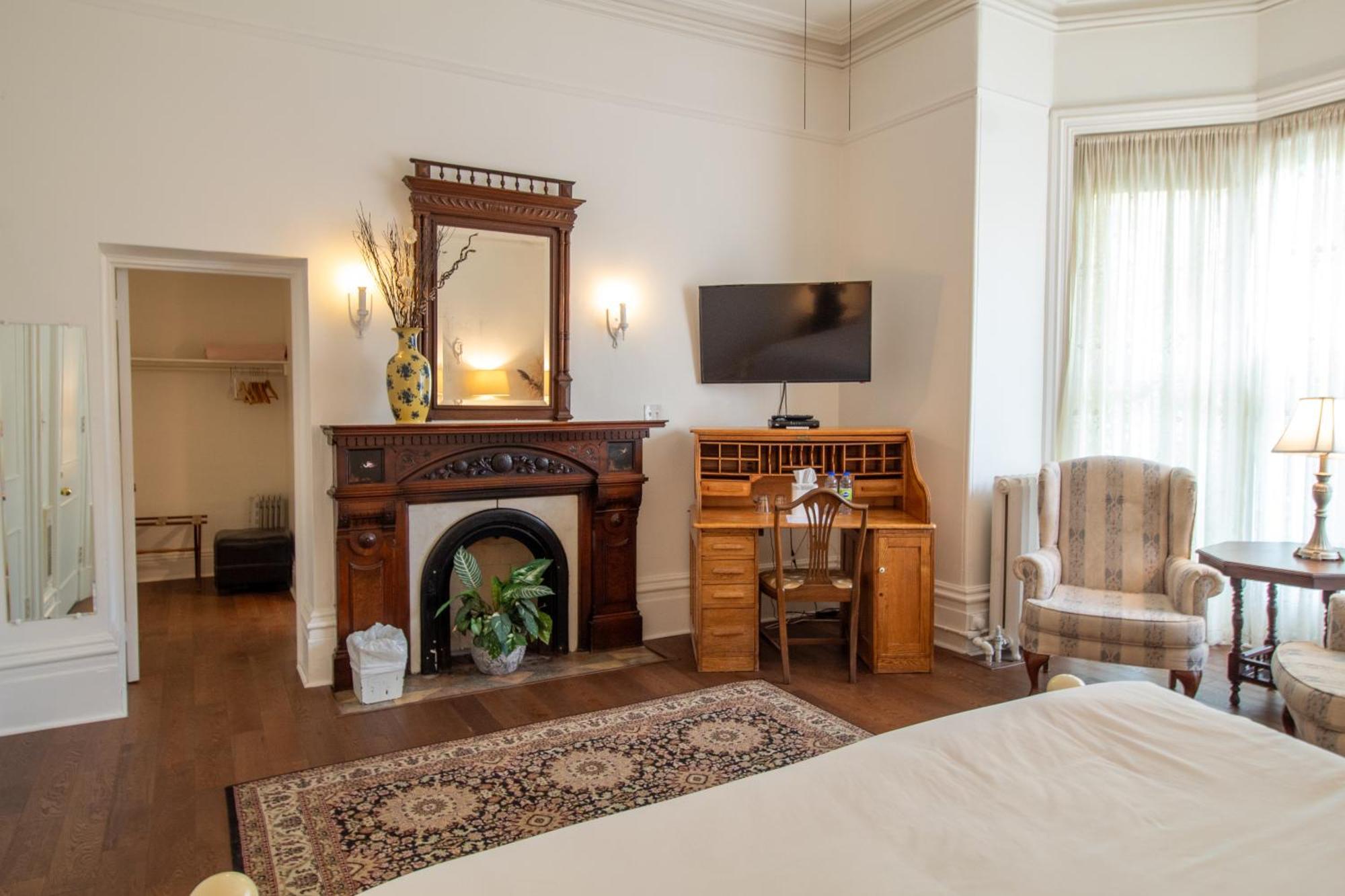 Hochelaga Inn Κίνγκστον Εξωτερικό φωτογραφία